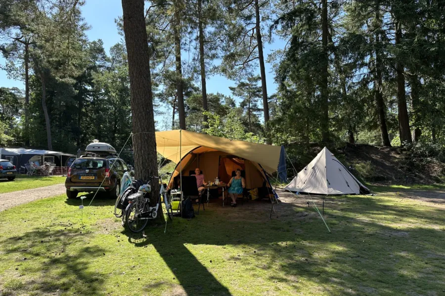 Camping Veluwe kampeerplaats Landhuisje 1