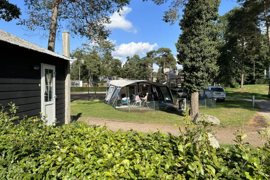 Camping met prive sanitair Veluwe en keuken Landhuisje 11
